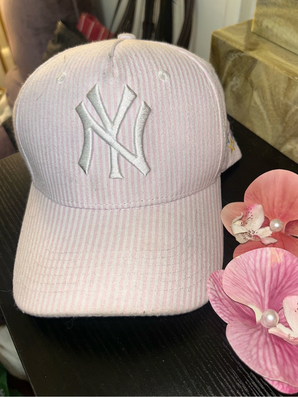 Pink Yankee Fitted Hat Snap Back